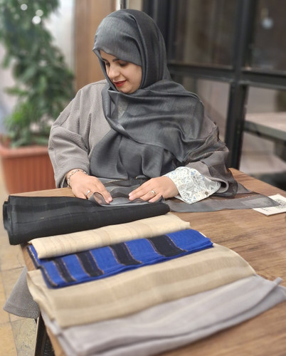 شال حریر نخ دستک راه راه