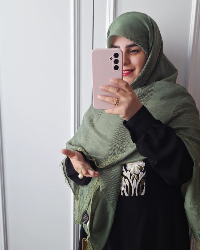 روسری نخ پلیسه دور دانتل مرواریدی HH