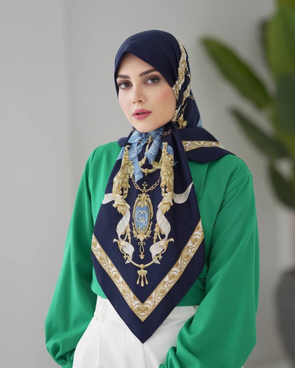 روسری ابریشم ژاکارد۱۲۰